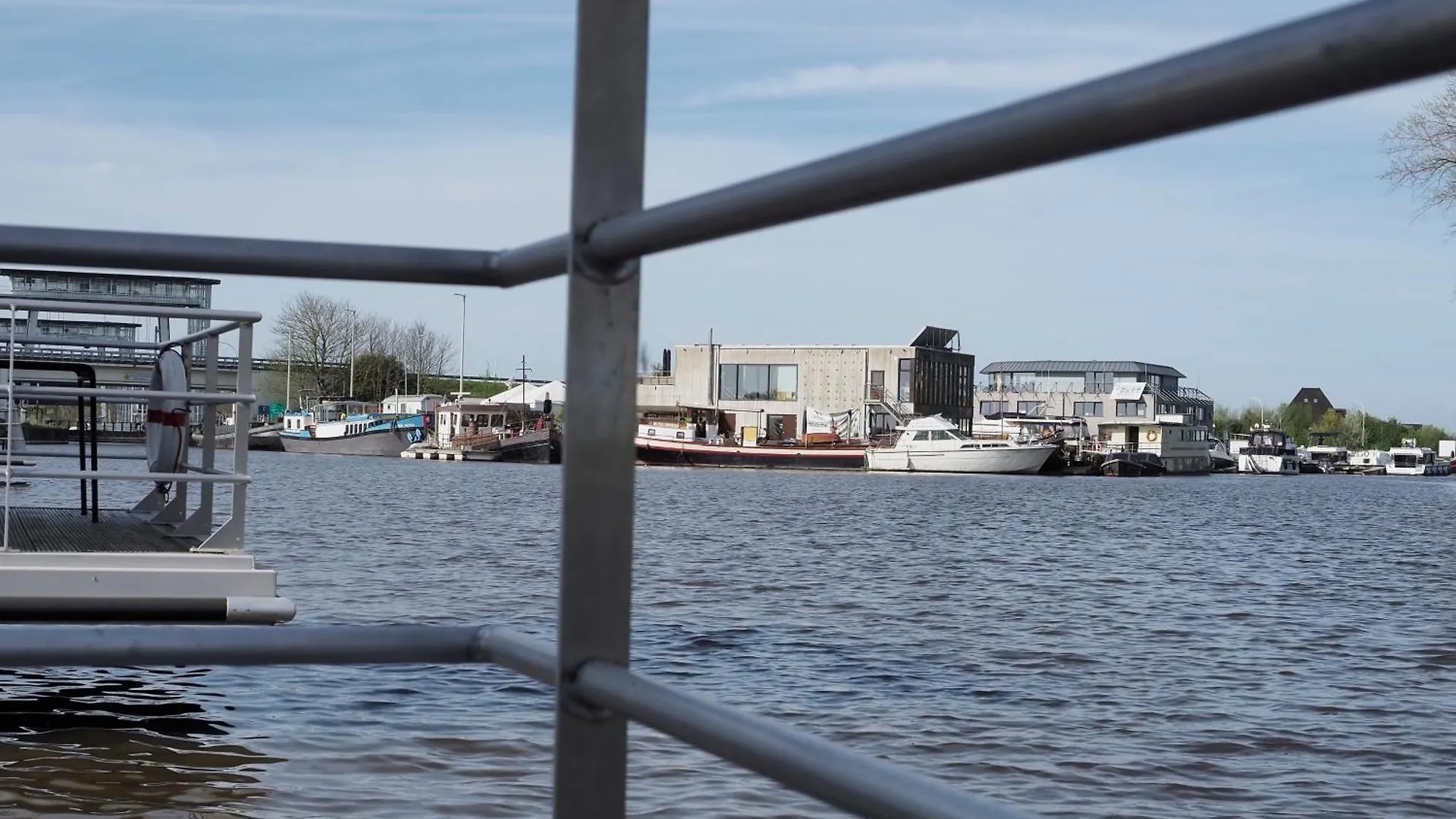 فندق Houseboat Tiny Griffin نيوبورت